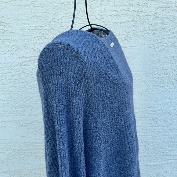 Humility Women’s Sweater - Picture 6 of 9